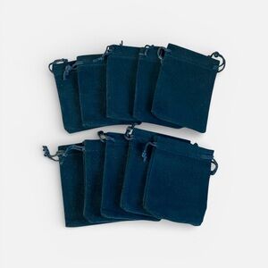 10 Black Velvet Jewelry Pouches